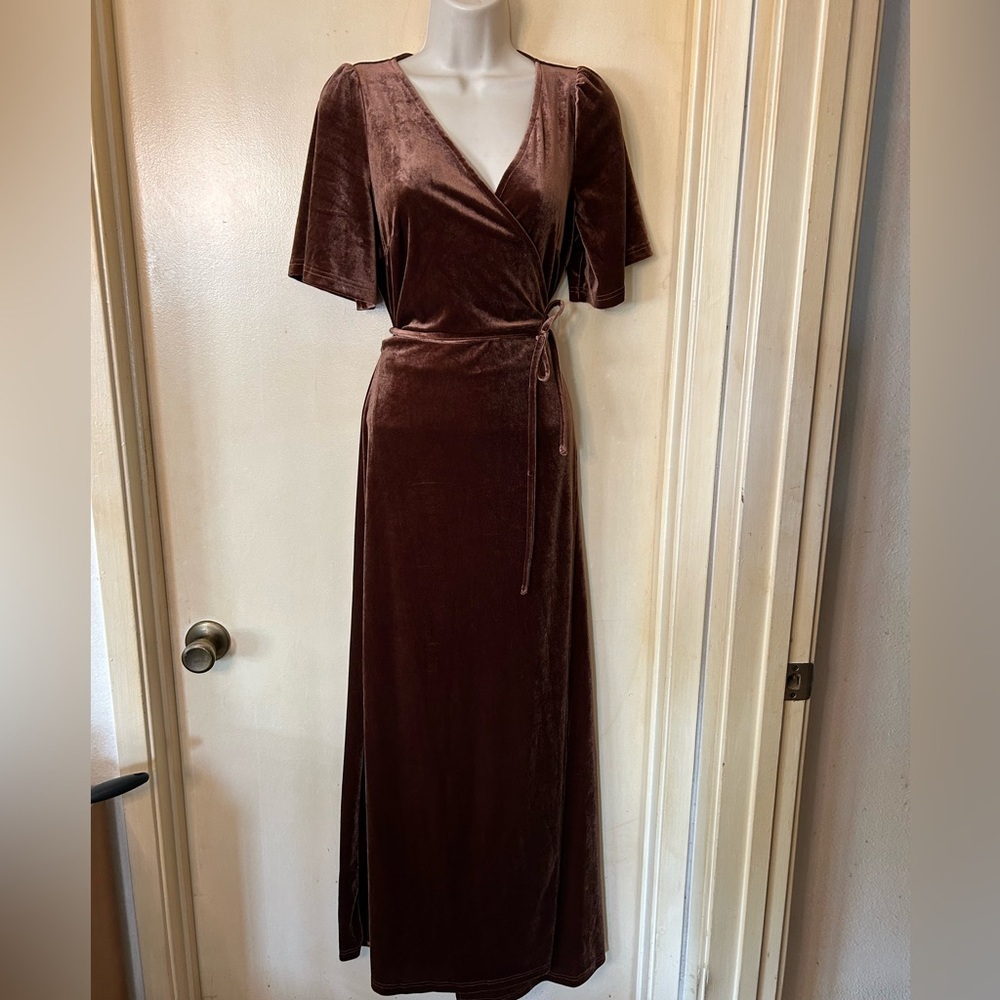 MEROKEETY Women's Copper Brown Velvet Maxi Dress size M